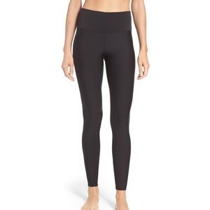 Alo Yoga - Airlift High Waist Leggings - S